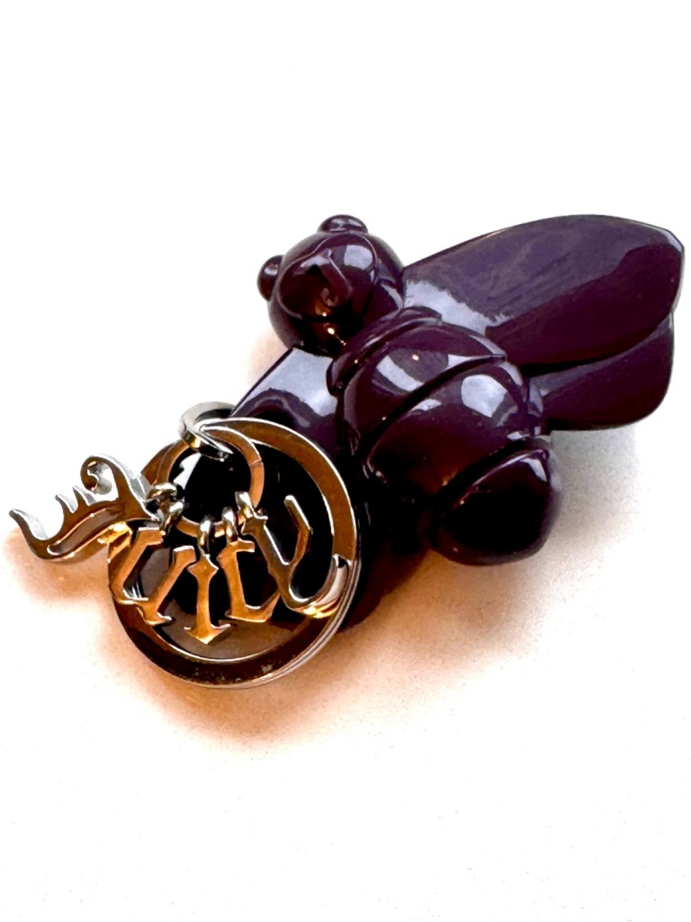 Vintage Juicy Couture Queen Bee Keychain Grape Purple Resin Y2K Bag Charm Rare - Picture 4 of 5